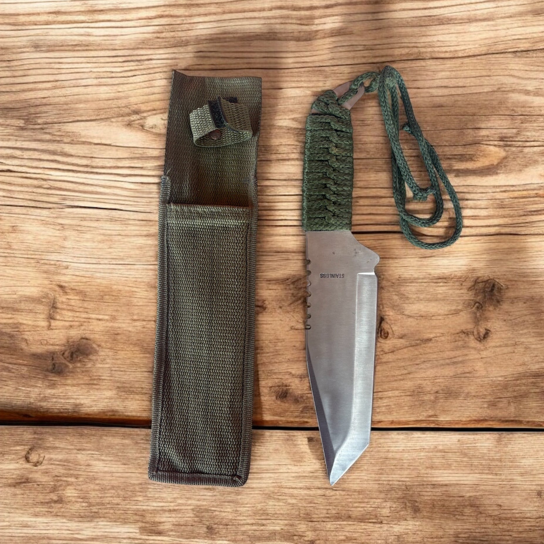 Military Hunting Knife ￼
